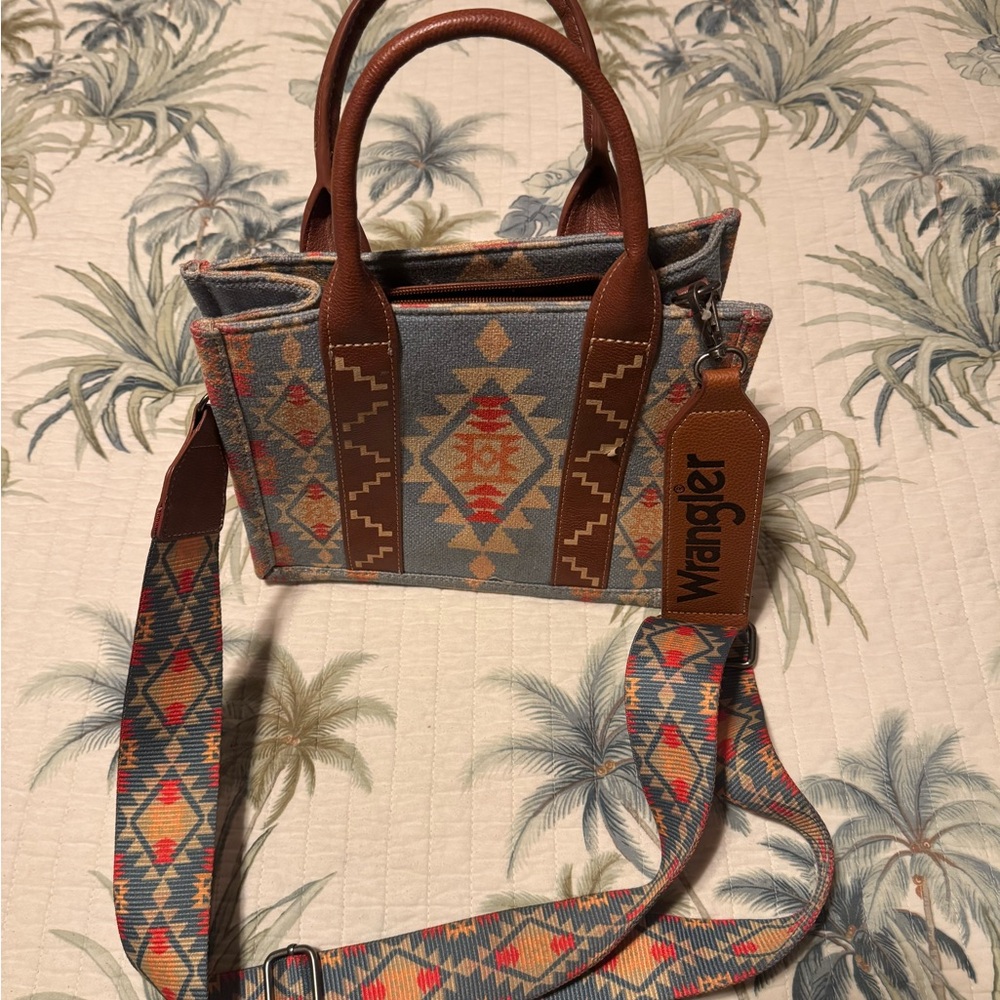 Wrangler Geometric Blue and Tan Crossbody Bag